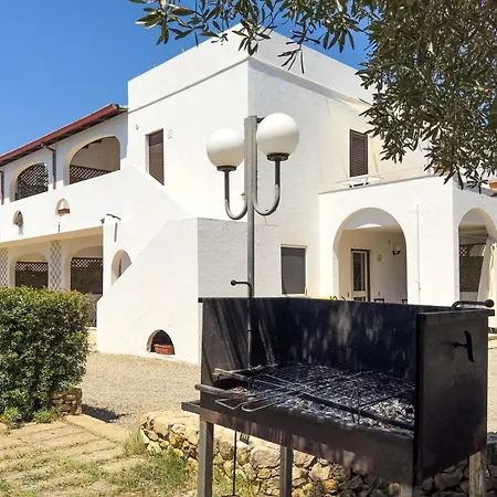 Marubium Apartment