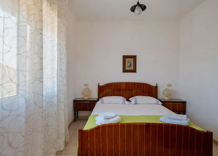 Marubium Daire Maruggio